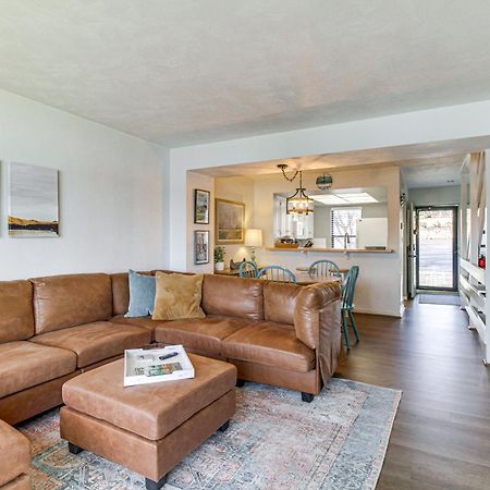 Lakefront Moneta Home With Community Boat Dock! エクステリア 写真