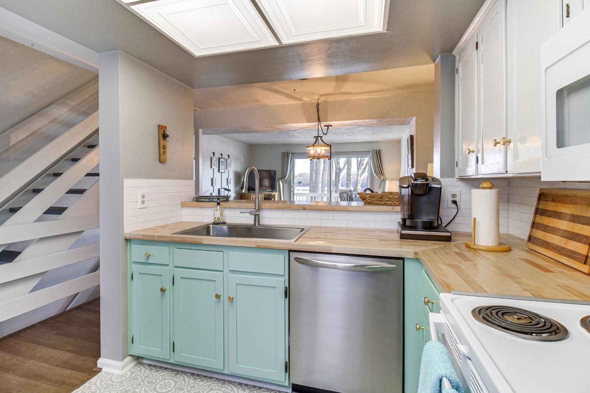 Lakefront Moneta Home With Community Boat Dock! エクステリア 写真